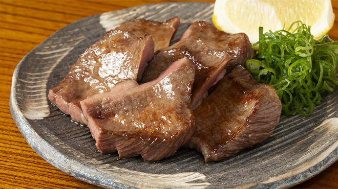 焼肉割烹 天の - メイン写真:限定厚切タン