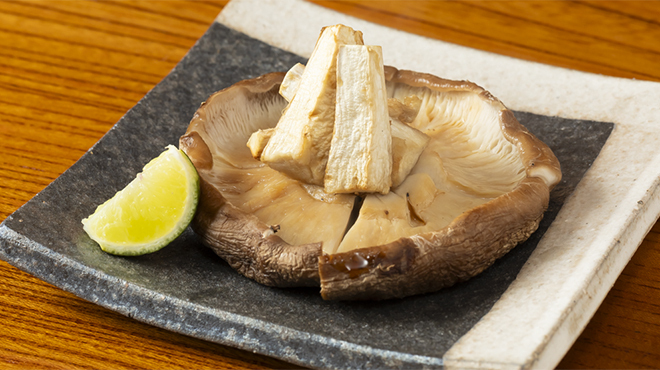 焼肉割烹 天の - メイン写真:炭焼しいたけ