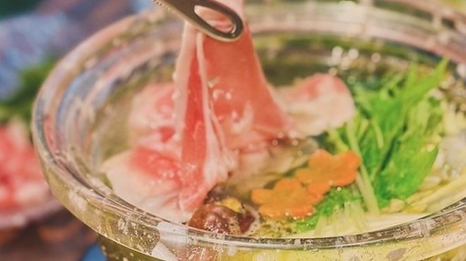 創作料理と宝石鍋しゃぶしゃぶ 宝泉 - メイン写真: