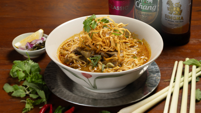 タイ料理 Sweet Basil - メイン写真:タイ式カレーラーメン（カオソーイ）