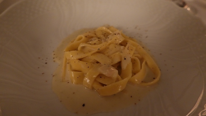 飯箸邸 - 料理写真:4種のチーズのタリアテッレ