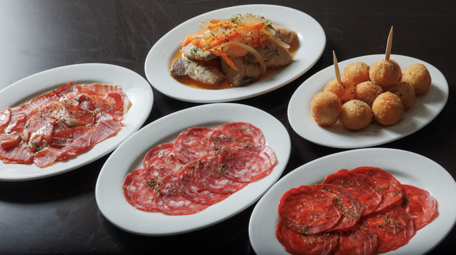 タパスランド ソレイユ - メイン写真:タパス集合