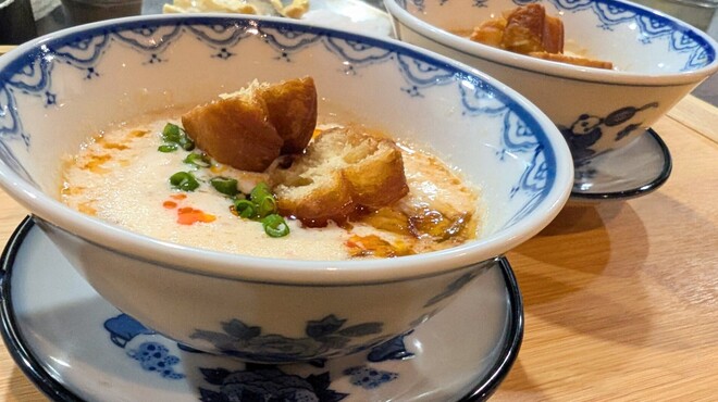 台湾QQ小館 老朋友 - メイン写真: