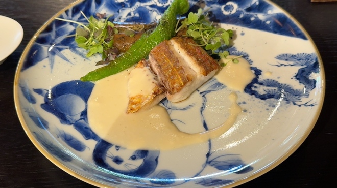 イノベーティブ フレンチ ワタハン - 料理写真:イトヨリダイは好きな魚種なので嬉しい♡