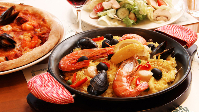 ヒッコリーファーム - 料理写真:魚介のパエリア