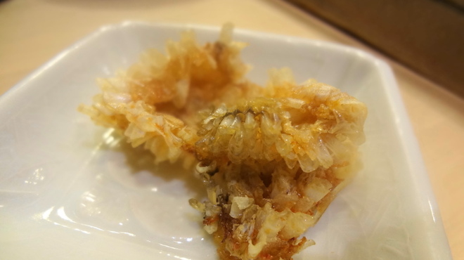割烹　梅津 - 料理写真:グジの皮の揚げたの　ぱりぱりに上がってますね