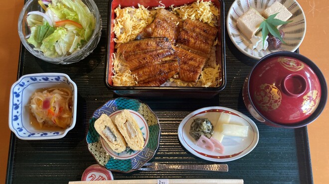 まほろば - 料理写真:うな重定食