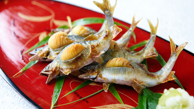 六盛 - 料理写真:子持鮎塩焼き