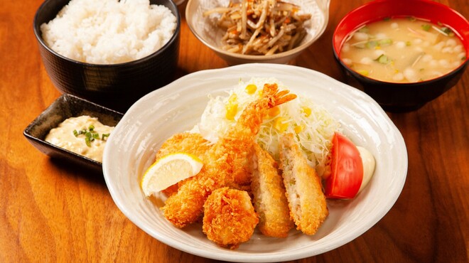 居酒屋あじと - メイン写真: