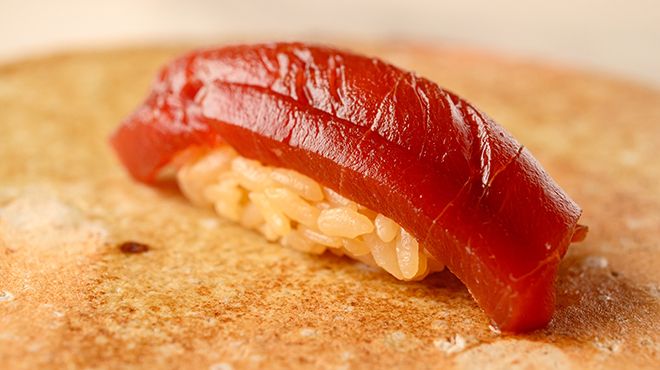 すし高橋宏輔 - メイン写真:づけ