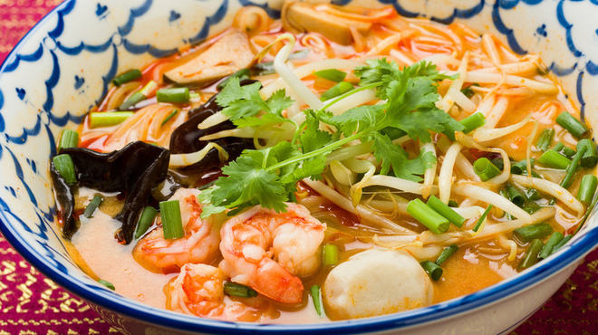 THAIFOOD DINING&BAR　マイペンライ - メイン写真: