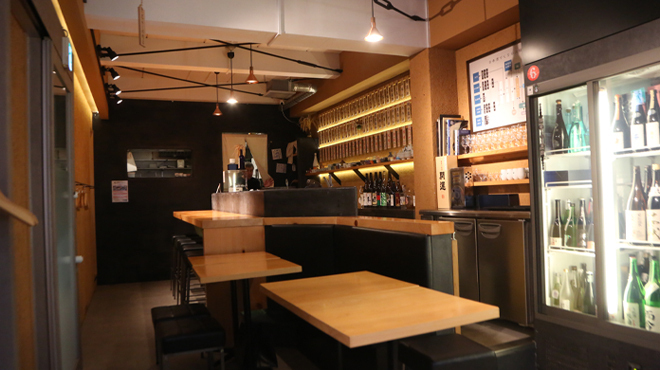 日本酒専門店 ぽんしゅ家 - メイン写真:内観