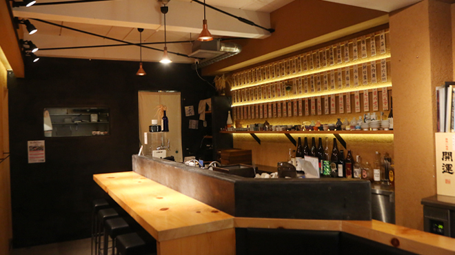 日本酒専門店 ぽんしゅ家 - メイン写真:カウンター