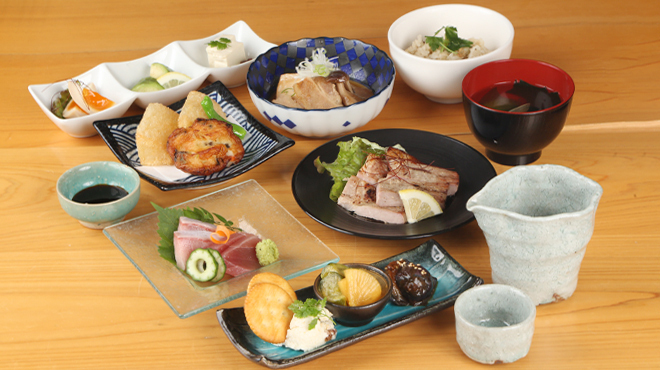 日本酒専門店 ぽんしゅ家 - メイン写真:コース料理