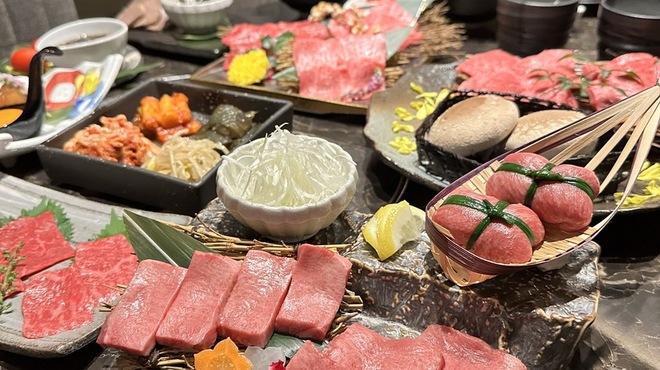 焼肉 頂 - メイン写真: