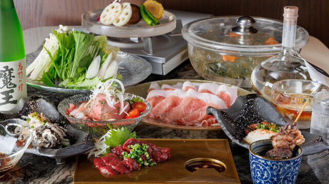 創作料理と宝石鍋しゃぶしゃぶ 宝泉 - メイン写真: