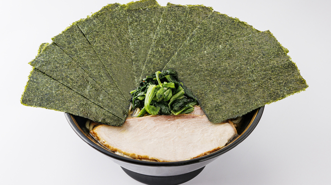 横浜家系総本山 吉村家直系店 ラーメン内田家 - メイン写真: