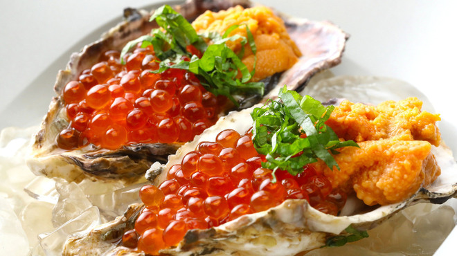 鍋と牡蠣と寿司 痛風屋バル - メイン写真: