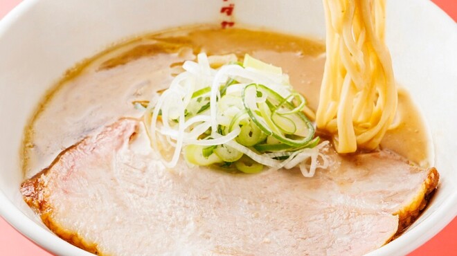 博多豚骨醤油らーめんウチダヤ - メイン写真: