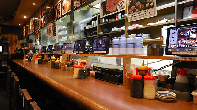 明石八 - メイン写真:店内2