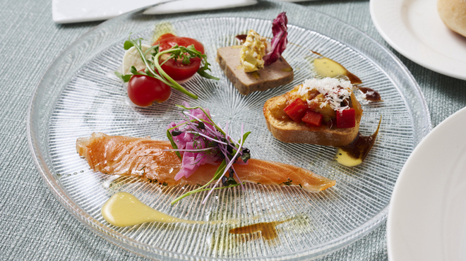 TEIEN Restaurant comodo - メイン写真: