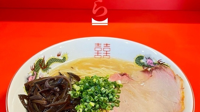 博多豚骨醤油らーめんウチダヤ - メイン写真: