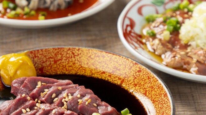 炭火焼肉 昭和ホルモン - メイン写真: