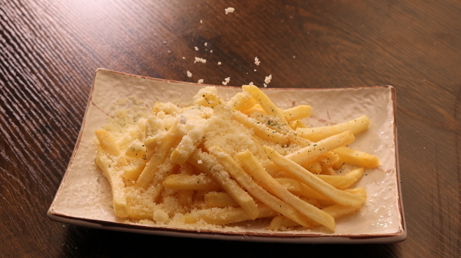 和バルトゥクヌーヴォ.N - メイン写真:パルミジャーノレッジャーノとトリュフの組み合わせ