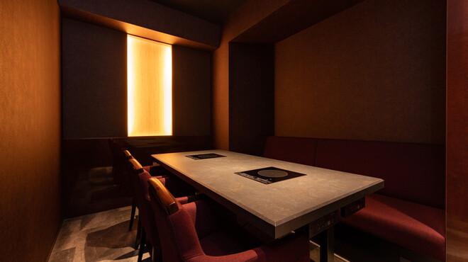 しゃぶしゃぶ 上野 かこい - 内観写真:6名個室