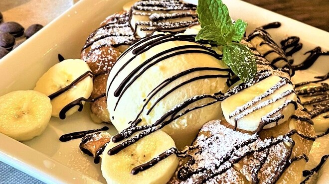 dai-tu - 料理写真:溶かしチョコバナナのクロワッサンフレンチトースト☆夜カフェにもオススメ
