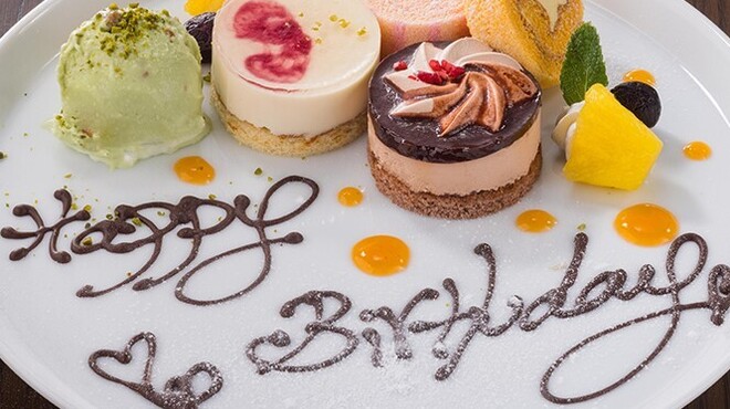 IVO ホームズパスタ トラットリア - メイン写真: