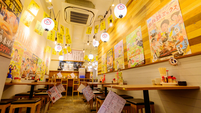 餃子のネオ大衆酒場 ニューカムラ - メイン写真: