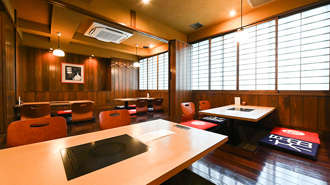 焼き福3階 - メイン写真:小上がり席