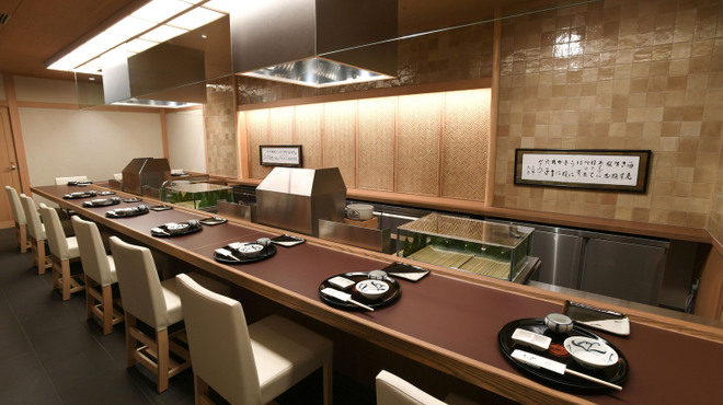 銀座天一 - メイン写真: