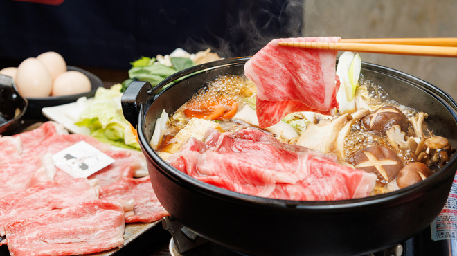 しゃぶしゃぶ すき焼き 食べ放題 和牛と豚 - メイン写真: