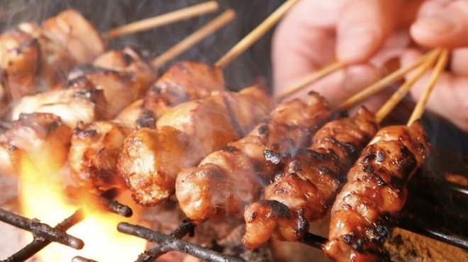 焼き鳥＆肉寿司食べ放題 個室居酒屋 鳥物語 - メイン写真: