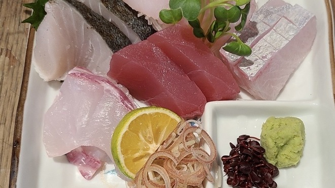 おでんとお蕎麦居酒屋 じんべえ - メイン写真: