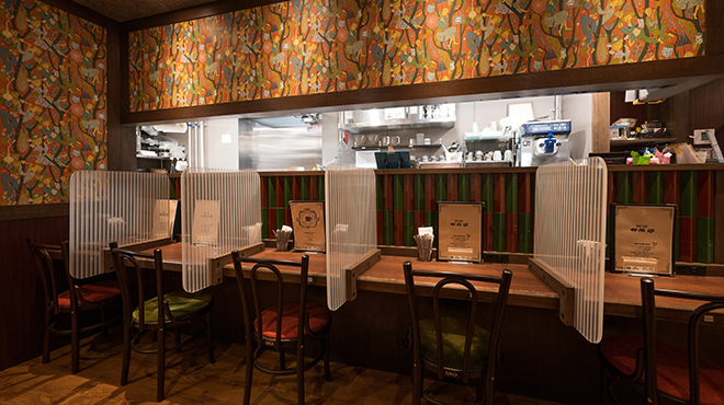 珈琲伴茶夢 - メイン写真:店内（カウンター）