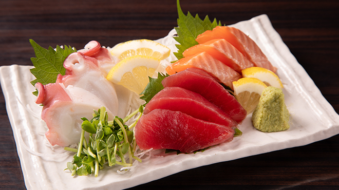 赤まる - メイン写真:刺身