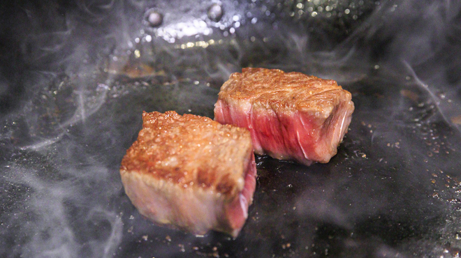 ステーキ酒場 イルターボロ - メイン写真: