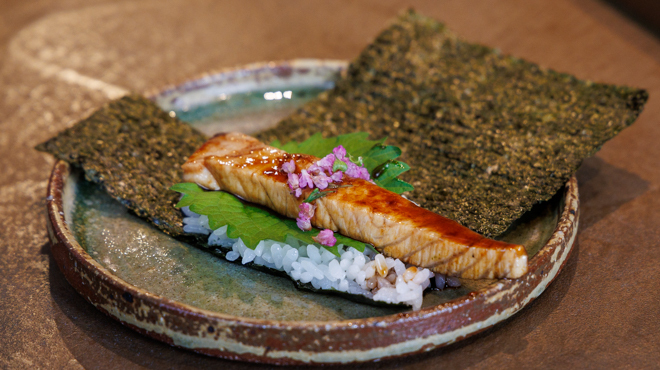 鉄板料理 らくだ - メイン写真:ブリ手巻