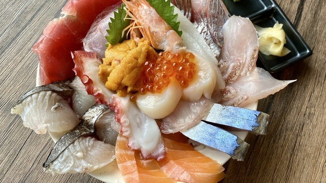 鉄板 肴 神威 - メイン写真: