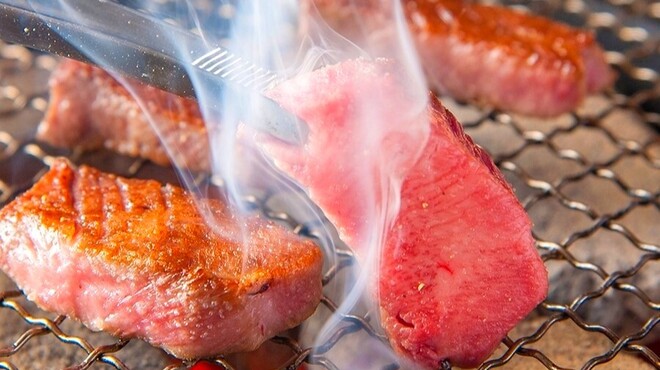 ホルモン焼肉 ぶち - メイン写真: