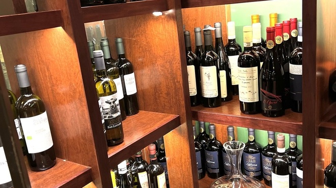 フォカッチェリア - ドリンク写真:ワインセラー