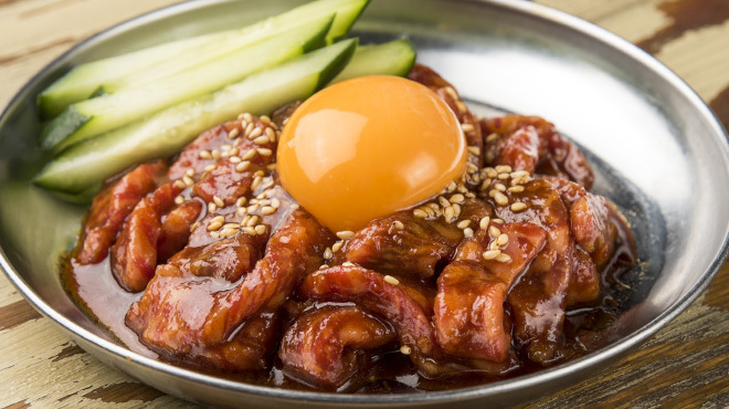 타이슈우 야키니쿠・내장구이 덴푸라 사코이 식당 - 구운 모모케