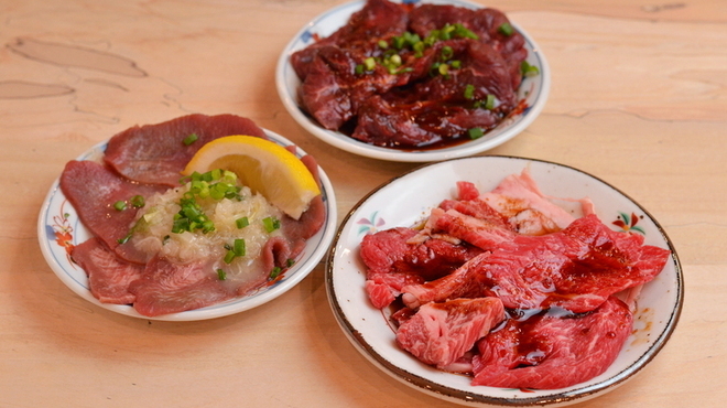 焼肉ホルモン かむら精肉店 - メイン写真: