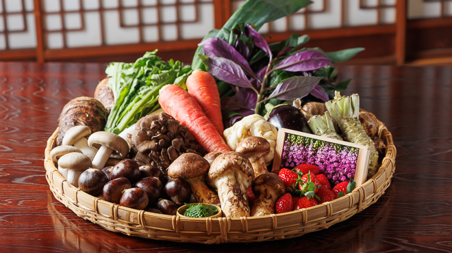 懐石処 末木 - メイン写真:季節の食材