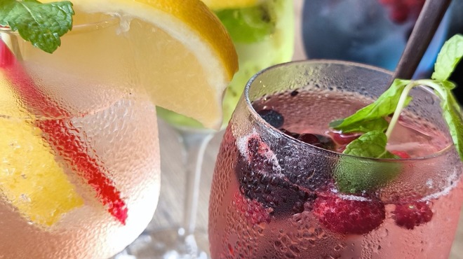 府中餃子バル あわ屋 - メイン写真: