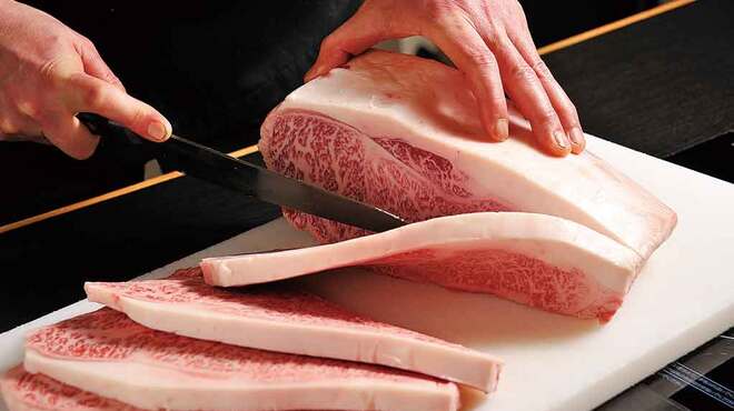 和牛厨　ふか尾 - メイン写真: