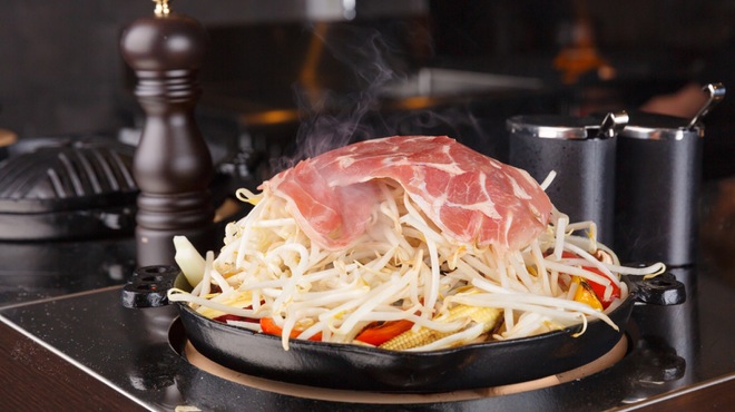 炭焼き 成吉思汗いし田 - メイン写真: